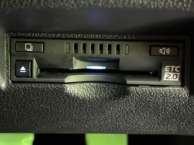 【ETC】高速道路の料金所をストレスなく通過!話題のスポットやサービスエリアに多い「スマートIC」利用時は必須のアイテムです。当店でセットアップを実施、ご納車当日からすぐにご利用いただけます!