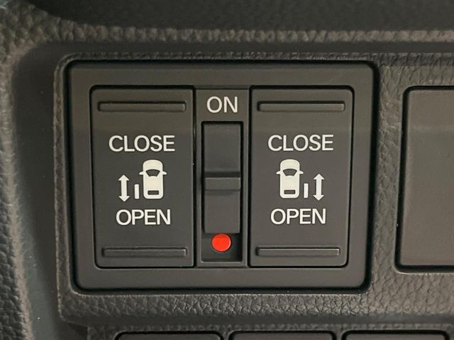 �y�����p���[�X���C�h�h�A�z�X�}�[�g�L�[��^�]�Ȃ̃X�C�b�`�Ō�ȗ����X���C�h�h�A�̊J���\���d��������͂����ăh�A���J����K�v������܂���B