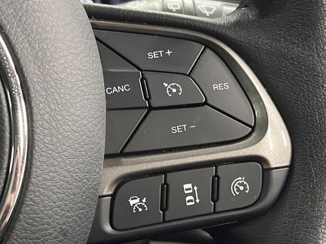 �����[�_�[�N���[�Y�R���g���[��:�O�̎ԂƂ̎Ԋԋ��������ɂƂ�A��葬�x�Ŏ������s���Ă���鎟����̃N���[�Y�R���g���[��!��ɍ������H�⎩���Ԑ�p���H�Ŏg�p����֗��ȋ@�\�ł�!