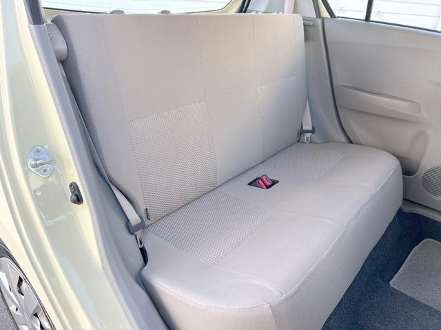 �L�X�Ƃ���2��ڃV�[�g�͋��Z���������A���S�n�����K!�F�B��Ƒ��Ƃ̂��o�����ɂ҂�����ł��B�x�r�[�V�[�g��`���C���h�V�[�g�g�p�������K�ɂ��߂�������������\���ȋ�Ԃ��m�ۂ��Ă��܂��B