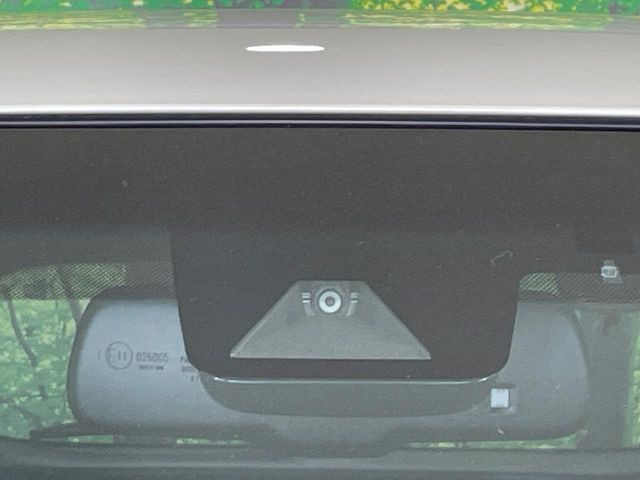 �y�g���^�Z�[�t�e�B�Z���X�z���s���ɑO���̎ԗ�����F�����A�Փ˂������Ȏ��͌x��ƃu���[�L�ŏՓˉ���Ɣ�Q�y�����A�V�X�g�B�����S�Ƀh���C�u�����y���݂��������܂��B