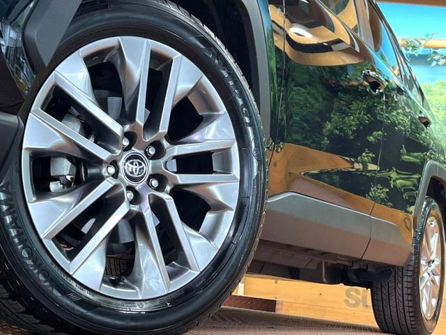 �y����19�C���`�A���~�z�C�[���z�O�ςɃ}�b�`���������A���~�z�C�[���𑕒����Ă���܂��B�e��ЊO�A���~�z�C�[����A�X�^�b�h���X�^�C�����戵�����Ă���܂��B���񂲑��k����������