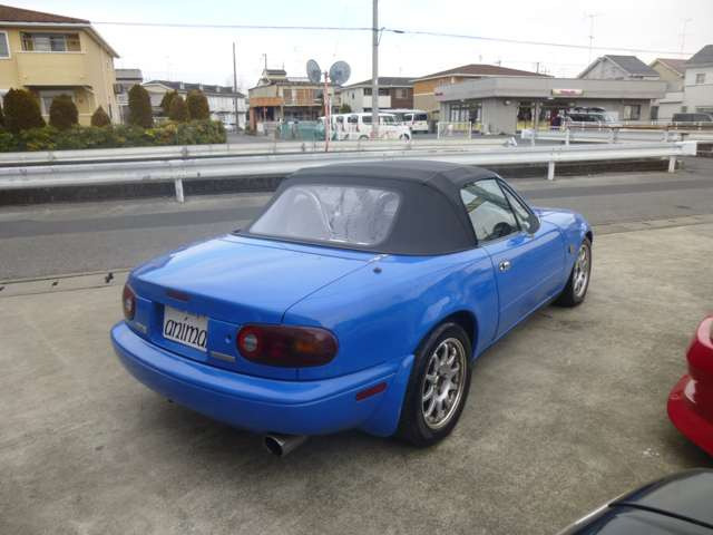 ユーノスロードスター初期モデルスペシャルパッケージ