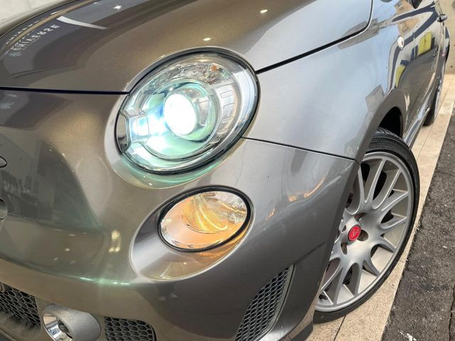 ���w�b�h���C�g:�w�b�h���C�g�͉��΂݂����Ȃ��A�Y��ȏ�Ԃ�ۂ��Ă���܂��B���΂ݖh�~�̃����Y�R�[�e�B���O�̎{�H���\�ł������܂��B