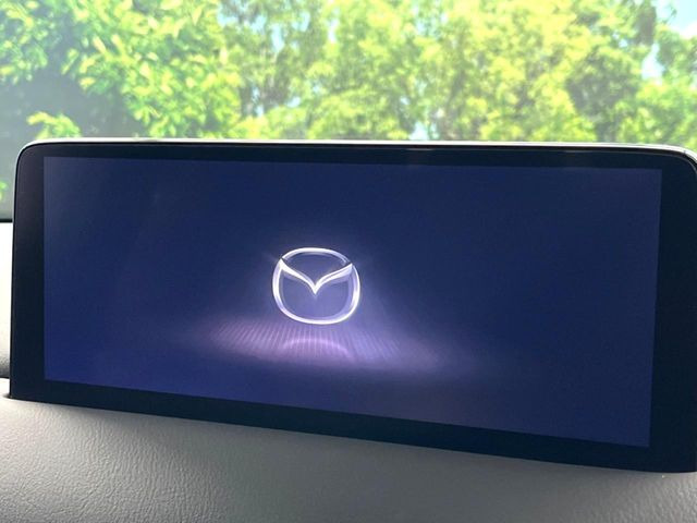 �y10.25�C���`�}�c�_�R�l�N�g�z�ԓ��̕��͋C�Ƀ}�b�`������^�f�B�X�v���C�B�X�}�z�ڑ��ł̃i�r�g�p��Bluetooth�Đ����A�l�X�ȋ@�\���y���߂܂��B�����I�ȃ_�C�������삪�\�ŁA�g��������ǍD�ł��B