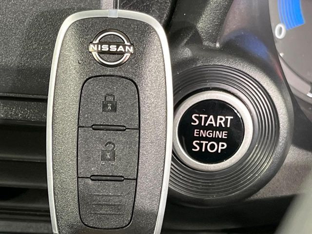 �y�C���e���W�F���g�L�[�z�J�o����|�P�b�g�ɓ��ꂽ�܂܂ł��h�A�̎{���E�������\�ȃX�}�[�g�L�[�𑕔��B�G���W���̃I���E�I�t�����J�M�����o���K�v����������Ƃ��Ă��֗��ł���