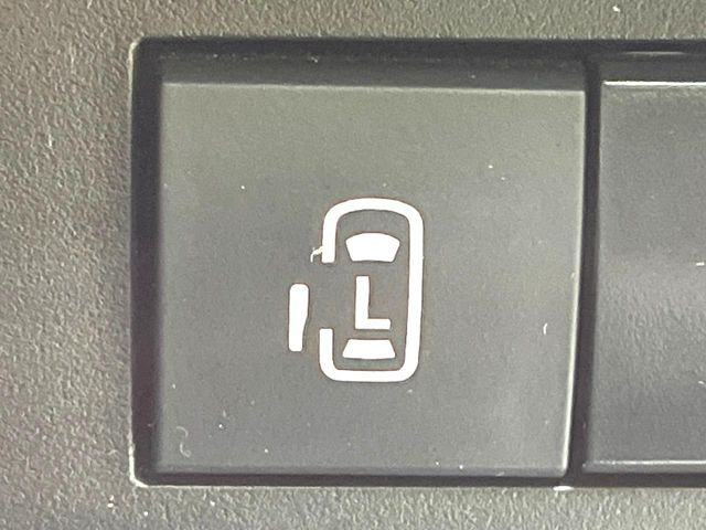 �y�p���[�X���C�h�h�A�z�X�}�[�g�L�[��^�]�Ȃ̃X�C�b�`�ŃX���C�h�h�A�̊J���\���d��������͂����ăh�A���J����K�v�������A���������q�l�ł��A�d���ו��������Ă��鎞�����N�ɊJ���߂ł��܂���