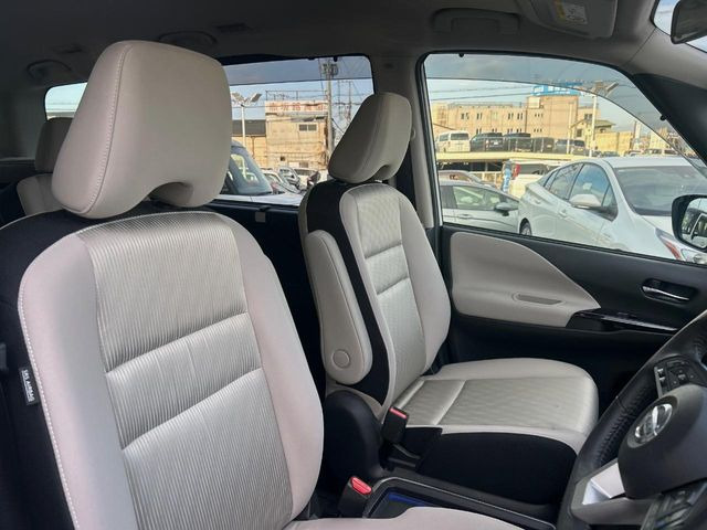 �^�]�Ȃ܂��ɂ͏\���ȃX�y�[�X������A�啿�ȕ��ł��������^�]���Ă�����������ł��B