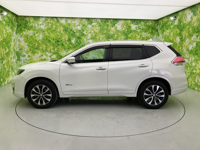 エクストレイル2.0 モード・プレミア オーテック 30th アニバーサリー 4WD