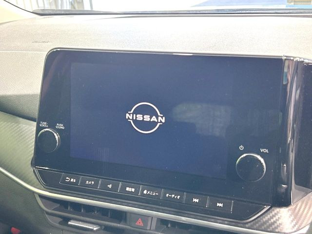 �y���[�J�[����9�^�i�r�z�C���e���A�ɗn�����ރX�^�C���b�V���ȁu��p�݌v�v���[�J�[�i�r�𑕔��􎋔F���⑀�쐫�ȂǊ�{���\�ɂ��D��A���㎿�ȃJ�[���C�t�����y���݂��������܂��B