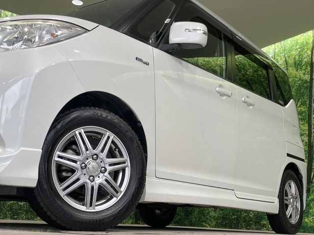 �y�A���~�z�C�[���z�O�ςɃ}�b�`�����A���~�z�C�[���𑕒����Ă���܂��B�e��A���~�z�C�[����A�X�^�b�h���X�^�C�����戵�����Ă���܂��B���񂲑��k����������