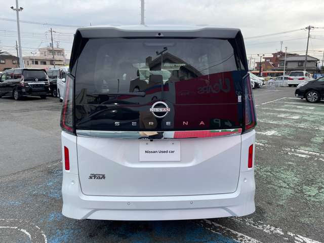 セレナ2.0 ハイウェイスターV