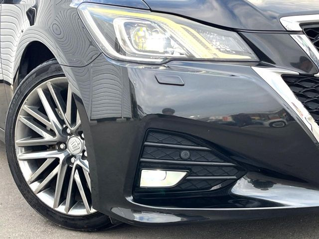 �yLED�w�b�h���C�g�z���V����ԑ��s�����ǍD�Ȏ��E���m�ۂ����S���ĉ^�]�ł��鍂�P�xLED�w�b�h���C�g�𑕔�!�_�����x�������A����d�͂��}�����Ă��܂��B