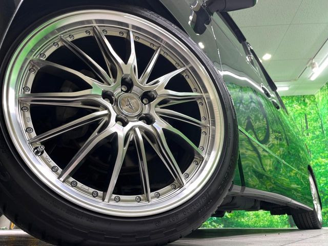 �y20�C���`�A���~�z�C�[���z�O�ςɃ}�b�`�����A���~�z�C�[���𑕒����Ă���܂��B�e��A���~�z�C�[����A�X�^�b�h���X�^�C�����戵�����Ă���܂��B���񂲑��k����������