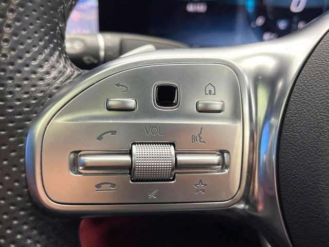 ���f�B�X�g���j�b�N�v���X:�s�s�A�x�O�A�������H�Ȃǂ̑��s���ɁA�X�e���I�}���`�p�[�p�X�J�����ƃ��[�_�[�Z���T�[�ɂ��A�O���Ԃ�F�����đ��x�ɉ������Ԋԋ������ێ����鎟����̃N���R��!