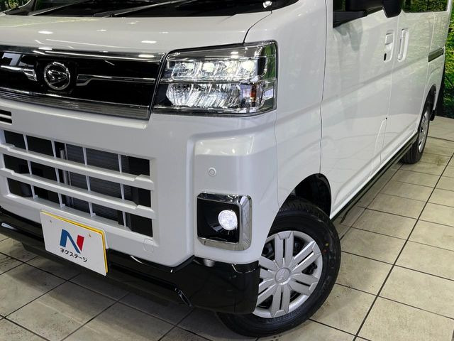 �yLED�w�b�h���C�g�z���V����ԑ��s�����ǍD�Ȏ��E���m�ۂ����S���ĉ^�]�ł��鍂�P�xLED�w�b�h���C�g�𑕔�!�_�����x�������A����d�͂��}�����Ă��܂��B