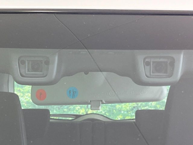 �y�O�He-Assist�z���s���ɑO���̎ԗ�����F�����A�Փ˂������Ȏ��͌x��ƃu���[�L�ŏՓˉ���Ɣ�Q�y�����A�V�X�g�B�����S�Ƀh���C�u�����y���݂��������܂��B