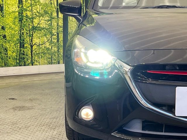 �yLED�w�b�h���C�g�z���V����ԑ��s�����ǍD�Ȏ��E���m�ۂ����S���ĉ^�]�ł��鍂�P�xLED�w�b�h���C�g�𑕔�!�_�����x�������A����d�͂��}�����Ă��܂��B