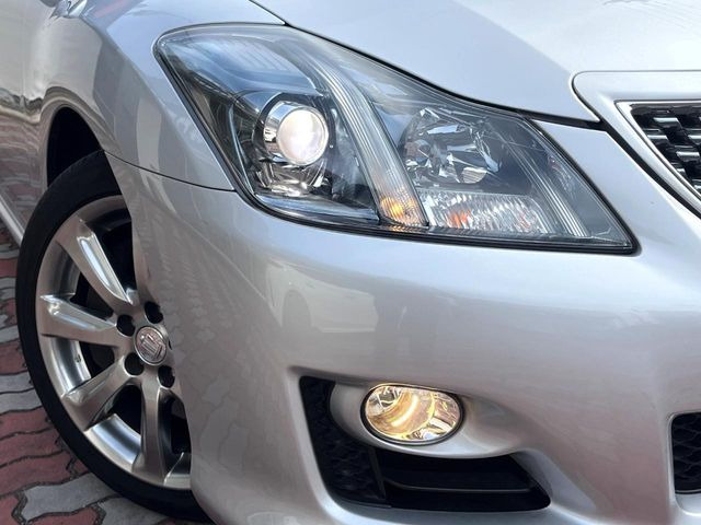 �yHID�w�b�h���C�g�z���ɖ��邭�O�����Ƃ炵�Ă����̂ŁA���V����Ԃ̑��s�������E�ǍD�ň��S���Ă���肢�������܂��B