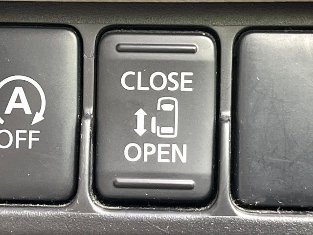 �y�p���[�X���C�h�h�A�z�X�}�[�g�L�[��^�]�Ȃ̃X�C�b�`�ŃX���C�h�h�A�̊J���\���d��������͂����ăh�A���J����K�v�������A���������q�l�ł��A�d���ו��������Ă��鎞�����N�ɊJ���߂ł��܂���