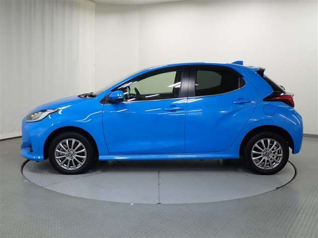 ヤリス1.5 ハイブリッド Z E-Four 4WD