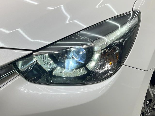 �yLED�w�b�h���C�g�z���V����ԑ��s�����ǍD�Ȏ��E���m�ۂ����S���ĉ^�]�ł��鍂�P�xLED�w�b�h���C�g�𑕔�!�_�����x�������A����d�͂��}�����Ă��܂��B