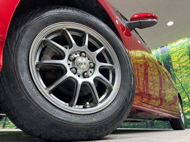 �y15�C���`�A���~�z�C�[���z�O�ςɃ}�b�`�����A���~�z�C�[���𑕒����Ă���܂��B�e��A���~�z�C�[����A�X�^�b�h���X�^�C�����戵�����Ă���܂��B���񂲑��k����������