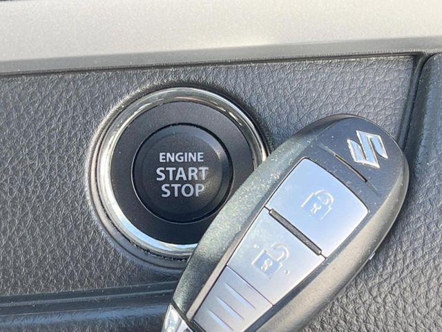 �y�L�[���X�X�^�[�g�V�X�e���z�J�o����|�P�b�g�ɓ��ꂽ�܂܂ł��h�A�̎{���E�������\�ȃX�}�[�g�L�[�𑕔��B�G���W���̃I���E�I�t�����J�M�����o���K�v����������Ƃ��Ă��֗��ł���