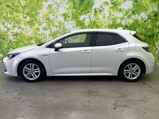 カローラスポーツ1.8 ハイブリッド G