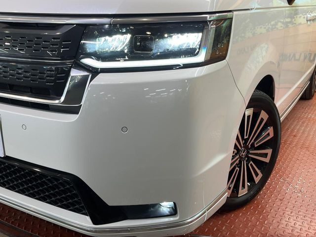 �yLED�w�b�h���C�g�z���V����ԑ��s�����ǍD�Ȏ��E���m�ۂ����S���ĉ^�]�ł��鍂�P�xLED�w�b�h���C�g�𑕔�!�_�����x�������A����d�͂��}�����Ă��܂��B