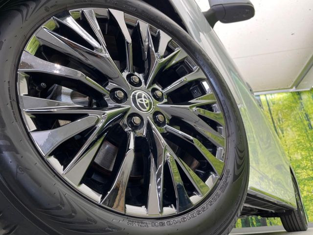 �y����19�C���`�A���~�z�C�[���z�O�ςɃ}�b�`���������A���~�z�C�[���𑕒����Ă���܂��B�e��ЊO�A���~�z�C�[����A�X�^�b�h���X�^�C�����戵�����Ă���܂��B���񂲑��k����������