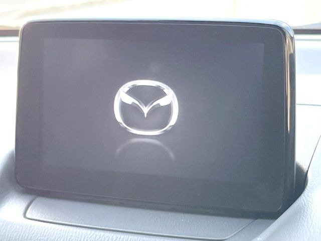 �y�����i�r�z�l�C�̏����i�r�𑕔����Ă���܂��B�i�r�̎g���₷���͂������A�I�[�f�B�I�@�\���[��!�L�����v�◷�s�͂������A�ʋ΂┃�����ȂǕ��i�̃h���C�u���y�����Ȃ�͂���