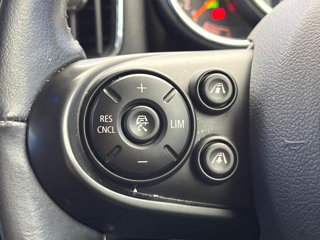 �����[�_�[�N���[�Y�R���g���[��:�O�̎ԂƂ̎Ԋԋ��������ɂƂ�A��葬�x�Ŏ������s���Ă���鎟����̃N���[�Y�R���g���[��!��ɍ������H�⎩���Ԑ�p���H�Ŏg�p����֗��ȋ@�\�ł�!