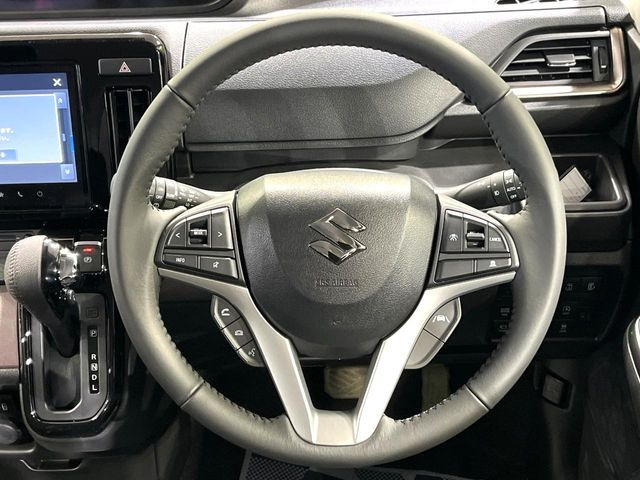 �y�����v�����X�e�A�����O�z�㎿�Ȋv���g�p���邱�ƂŁA��ɂ����������݂ƂĂ��^�]���₷���n���h���ł���