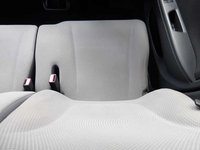 ��Ɏg���t�����g�V�[�g�B�^�]�Ȃ͖���g�p���镔���ł��̂ŁA����S�n���d�v�ł�!���Ј�x�̊����Ă݂Ă�������!