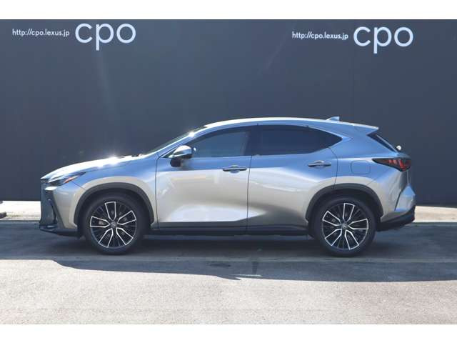 NX350h バージョンL 4WD