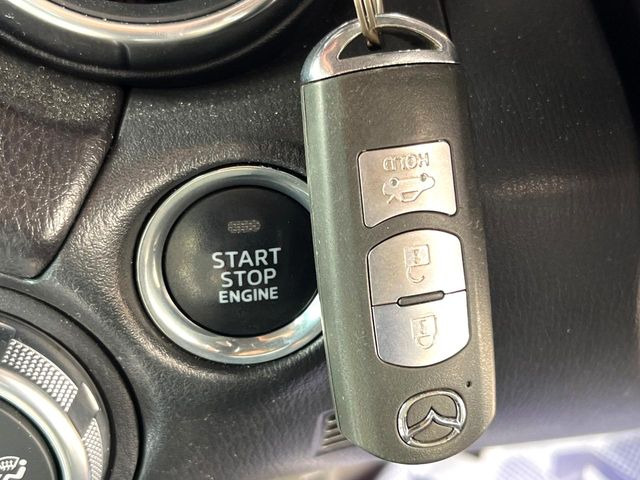 �y�A�h�o���X�g�L�[�z�J�o����|�P�b�g�ɓ��ꂽ�܂܂ł��h�A�̎{���E�������\�ȃX�}�[�g�L�[�𑕔��B�G���W���̃I���E�I�t�����J�M�����o���K�v����������Ƃ��Ă��֗��ł���