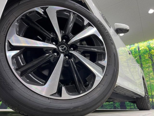 �y����20�C���`�A���~�z�C�[���z�O�ςɃ}�b�`���������A���~�z�C�[���𑕒����Ă���܂��B�e��ЊO�A���~�z�C�[����A�X�^�b�h���X�^�C�����戵�����Ă���܂��B���񂲑��k����������