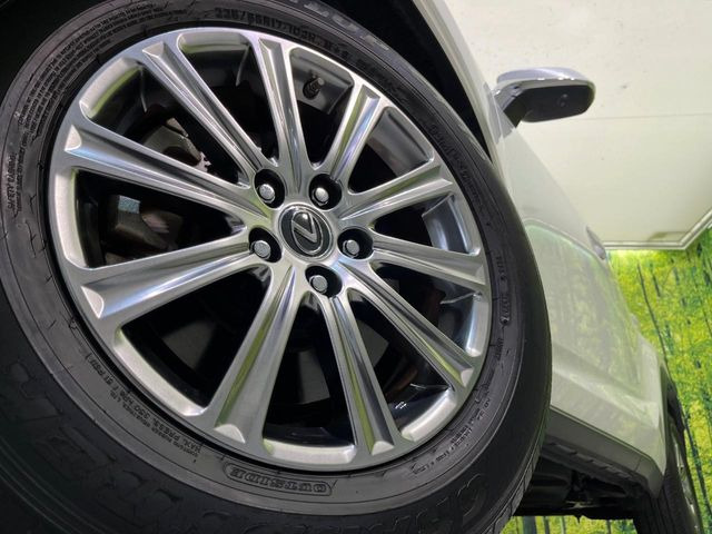 �y����17�C���`�A���~�z�C�[���z�O�ςɃ}�b�`���������A���~�z�C�[���𑕒����Ă���܂��B�e��ЊO�A���~�z�C�[����A�X�^�b�h���X�^�C�����戵�����Ă���܂��B���񂲑��k����������