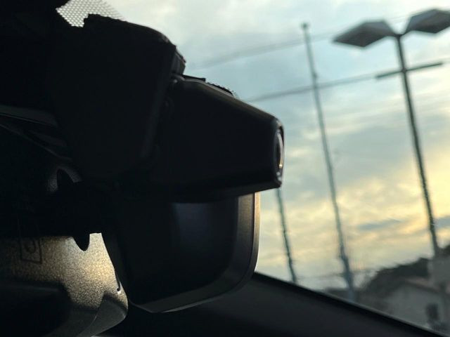 �y�h���C�u���R�[�_�[�z���S�E���S�ȃJ�[���C�t�ɕK�{�̃h���C�u���R�[�_�[�𑕔�!���s���͂������A������^�]�⎖�̂ɑ��������ۂ̏󋵂��f���ŋL�^���A����̃��X�N�ɔ����܂��B