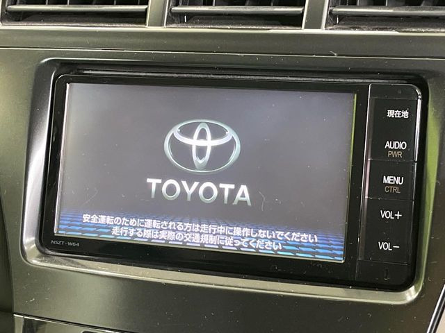 �y�����i�r�z�l�C�̏����i�r�𑕔����Ă���܂��B�i�r�̎g���₷���͂������A�I�[�f�B�I�@�\���[��!�L�����v�◷�s�͂������A�ʋ΂┃�����ȂǕ��i�̃h���C�u���y�����Ȃ�͂���