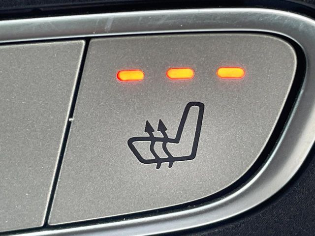 ���t�����g�V�[�g�q�[�e�B���O:�^�]�ȁE����ȋ��ɎO�i�K�Œ��߂��\�ȃV�[�g�q�[�^�[�𑕔����Ă���܂��B�G�߂��킸���K�ɂ��g�p���������܂��B