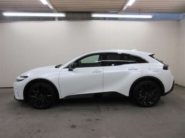 クラウンスポーツ2.5 Z E-Four 4WD