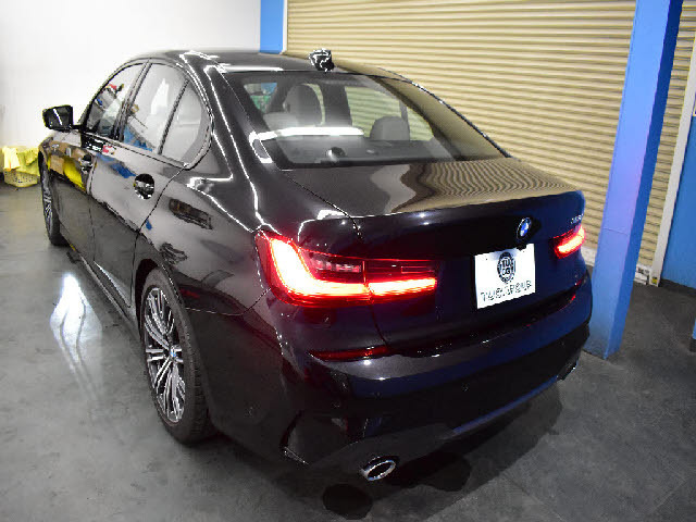 3シリーズセダン320d