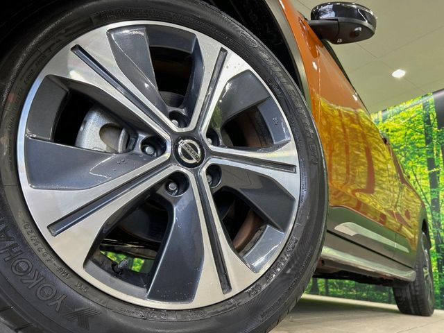 �y����17�C���`�A���~�z�C�[���z�O�ςɃ}�b�`���������A���~�z�C�[���𑕒����Ă���܂��B�e��ЊO�A���~�z�C�[����A�X�^�b�h���X�^�C�����戵�����Ă���܂��B���񂲑��k����������