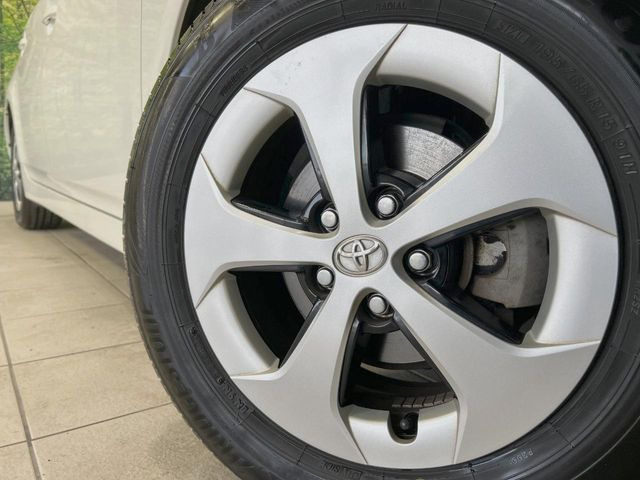 �y����15�C���`�A���~�z�C�[���z�O�ςɃ}�b�`���������A���~�z�C�[���𑕒����Ă���܂��B�e��ЊO�A���~�z�C�[����A�X�^�b�h���X�^�C�����戵�����Ă���܂��B���񂲑��k����������