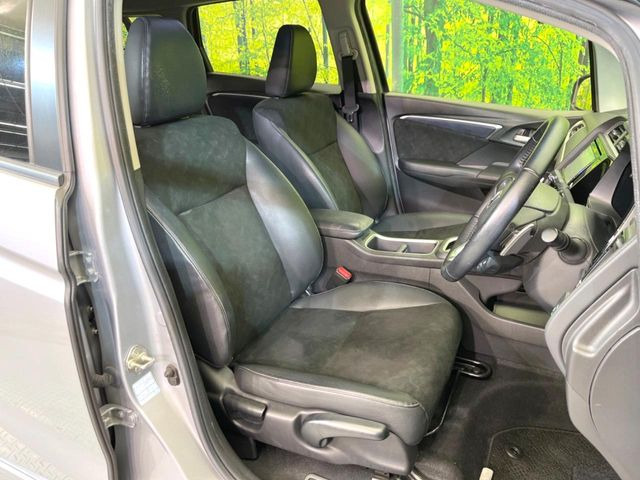 �y�n�[�t���U�[�V�[�g�z�������ƍ���S�n�𗼗������l�C�̃V�[�g���w�ʁE���ʂ̃t�@�u���b�N�f�ނ́A�ʋC���̗ǂ��⊊��ɂ����ɗD��Ă��܂��B�C���╞���ɍ��E���ꂸ���K�ɂ���肢�������܂��B