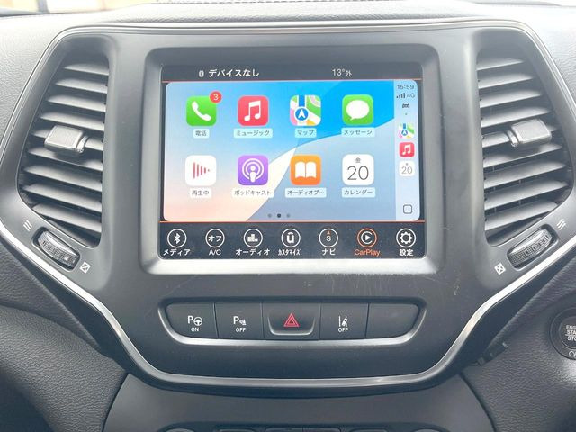 ��Apple Car Play:�X�}�z�Ƃ̗L���ڑ��ŁA�i�r�E�I�[�f�B�I�Đ��ȂǃX�}�z�̃A�v���@�\����ʂł��g����֗��@�\�ł�!
