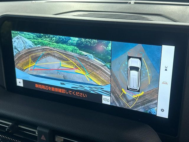 �y�p�m���~�b�N�r���[���j�^�[�z��p�̃J�����ɂ��A�ォ�猩���낵���悤�Ȏ��_��360�x�N���}�̎��͂��m�F���邱�Ƃ��ł��܂������p�������m�F���₷���A�����ꏊ�ł̐؂�Ԃ��⒓�Ԃ��X���[�Y�ɍs���܂��B