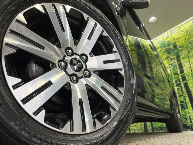 ����18�C���`�A���~�z�C�[���z�O�ςɃ}�b�`���������A���~�z�C�[���𑕒����Ă���܂��B�e��ЊO�A���~�z�C�[����A�X�^�b�h���X�^�C�����戵�����Ă���܂��B���񂲑��k����������